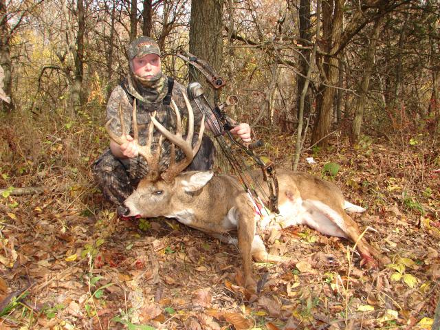 HUNTER SCORE ON HIS 3RD P&Y FROM SAME STAND