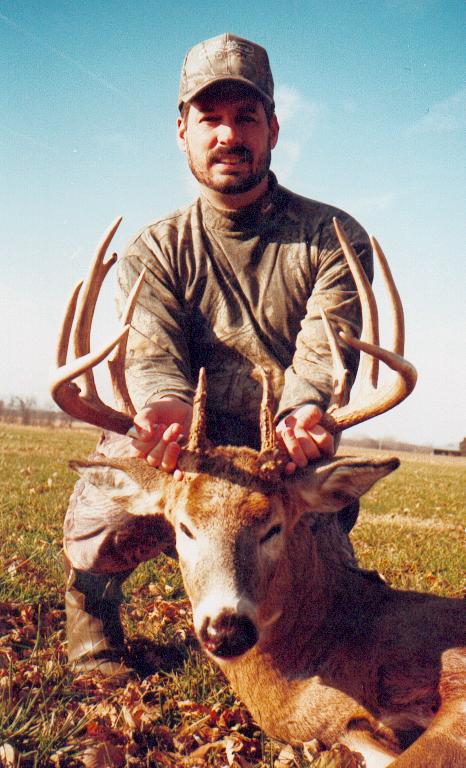 Todd & his 150 class monster Buck